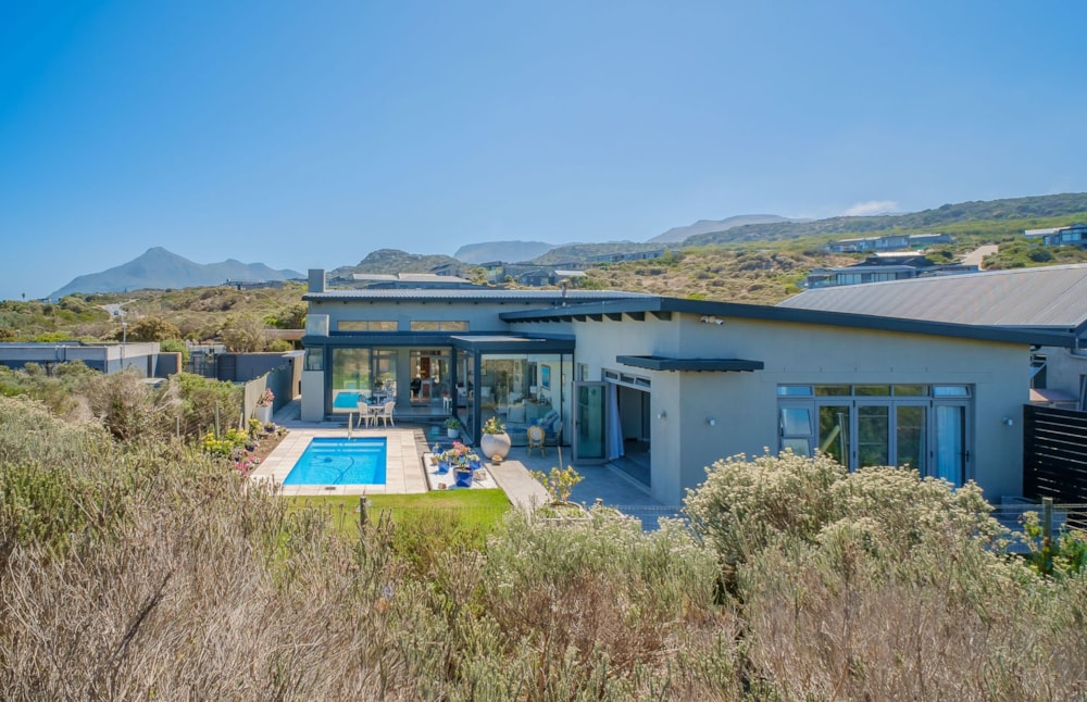 House for sale in Chapman's Bay Estate - FH1733501