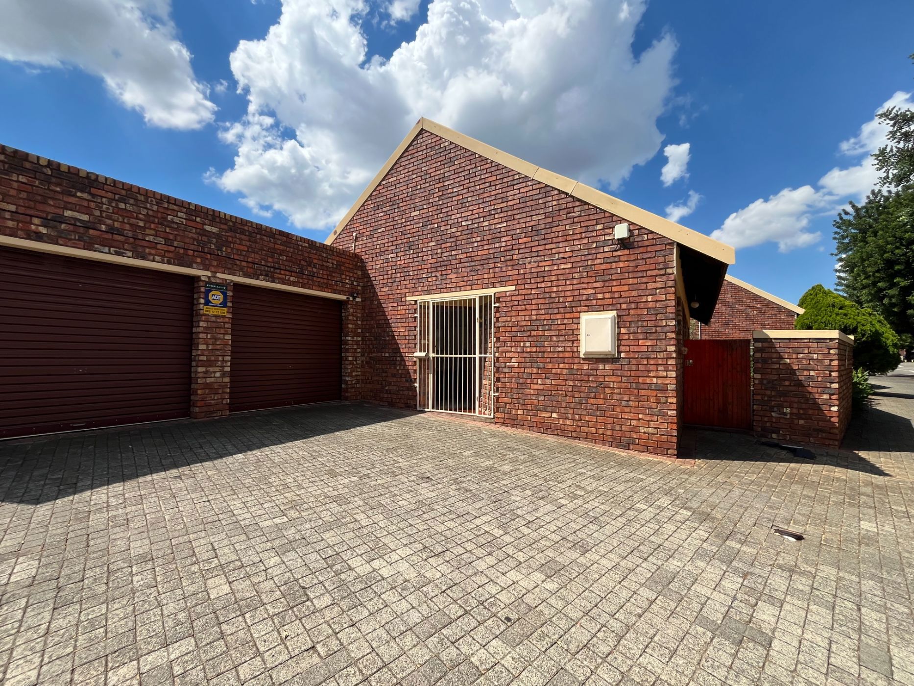 Townhouse for sale in Langenhovenpark - 1BX1733770