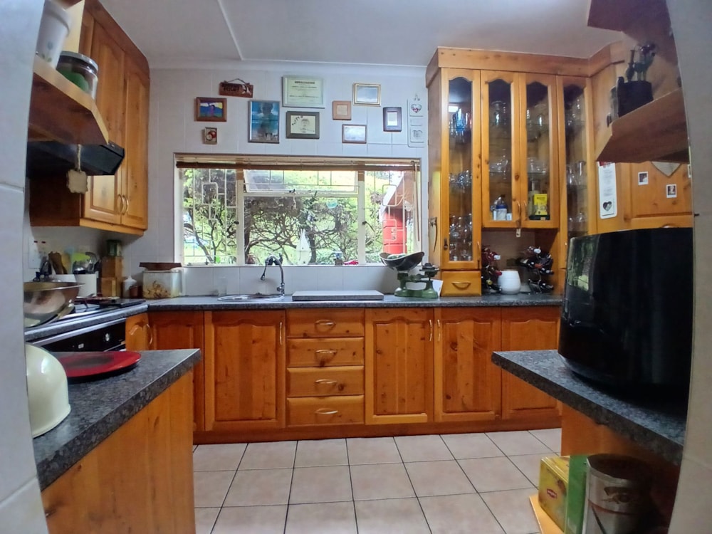 House for sale in Hutten Heights - 1NW1734567