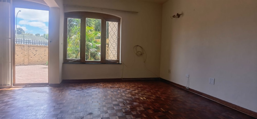 Apartment for sale in Hutten Heights - 1NW1732327 Apartment for sale in Hutten Heights - 1NW1732327