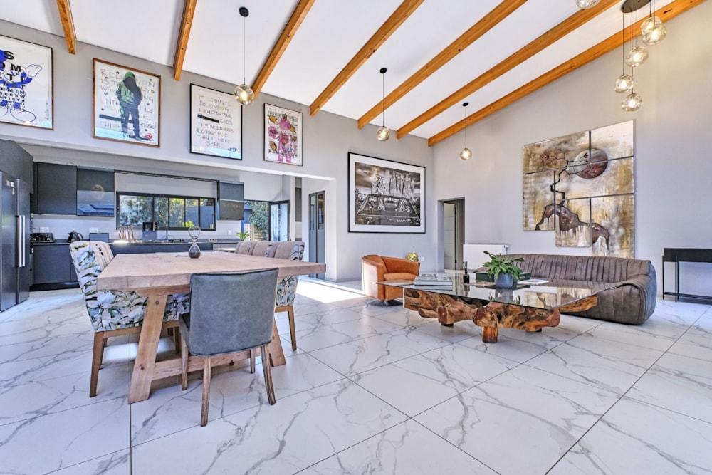 House for sale in Bryanston - HP1736312