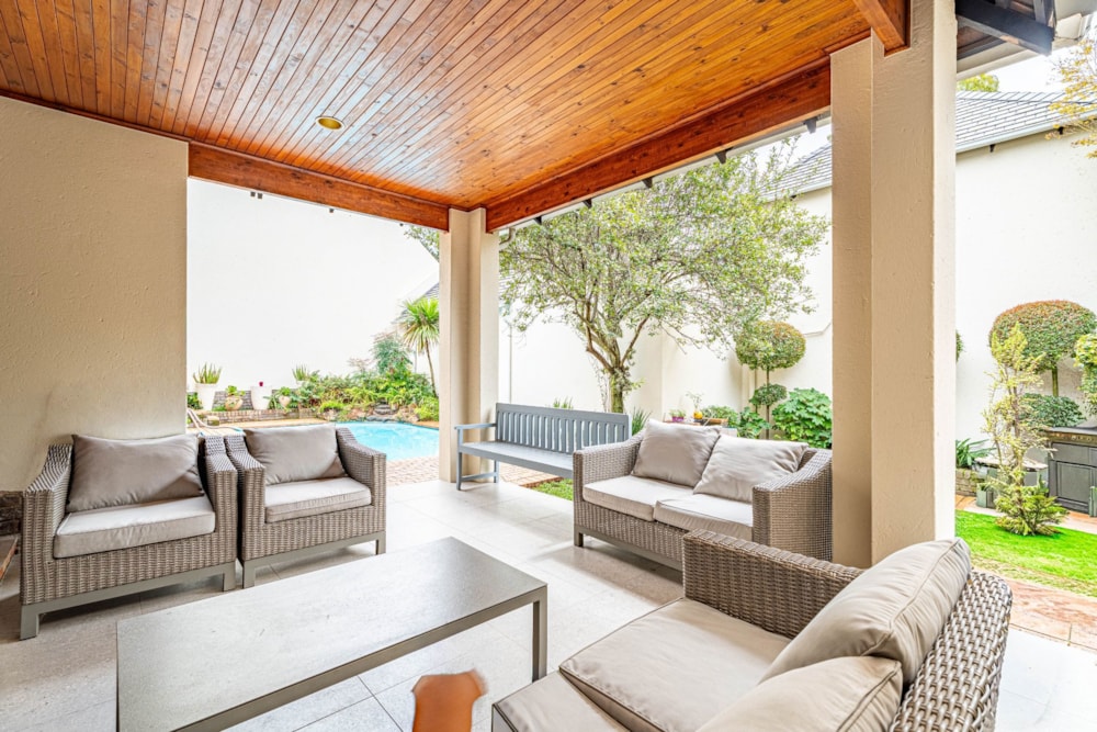 Townhouse for sale in Bryanston - HP1734350