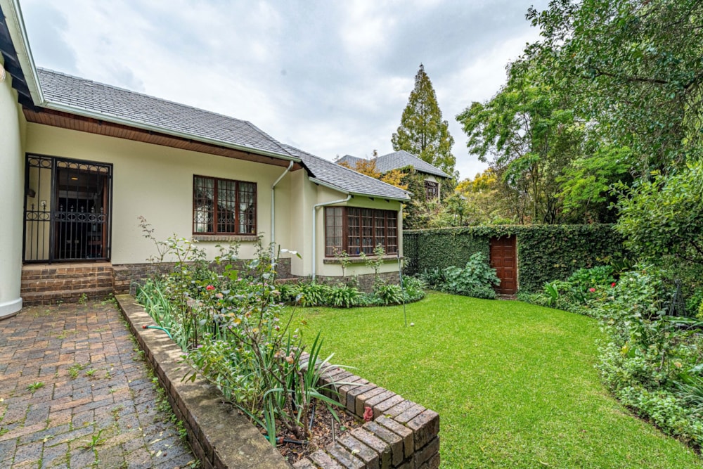 Townhouse for sale in Bryanston - HP1734350 Townhouse for sale in Bryanston - HP1734350