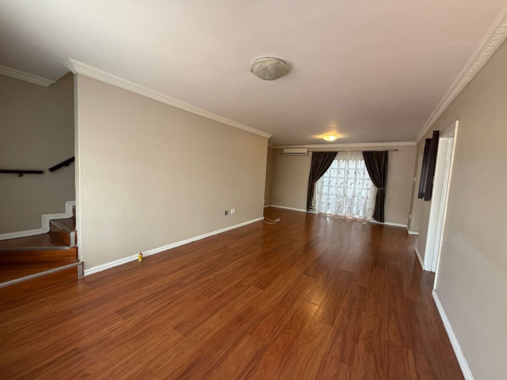 Apartment to rent in Mount Edgecombe - 1MT1735265