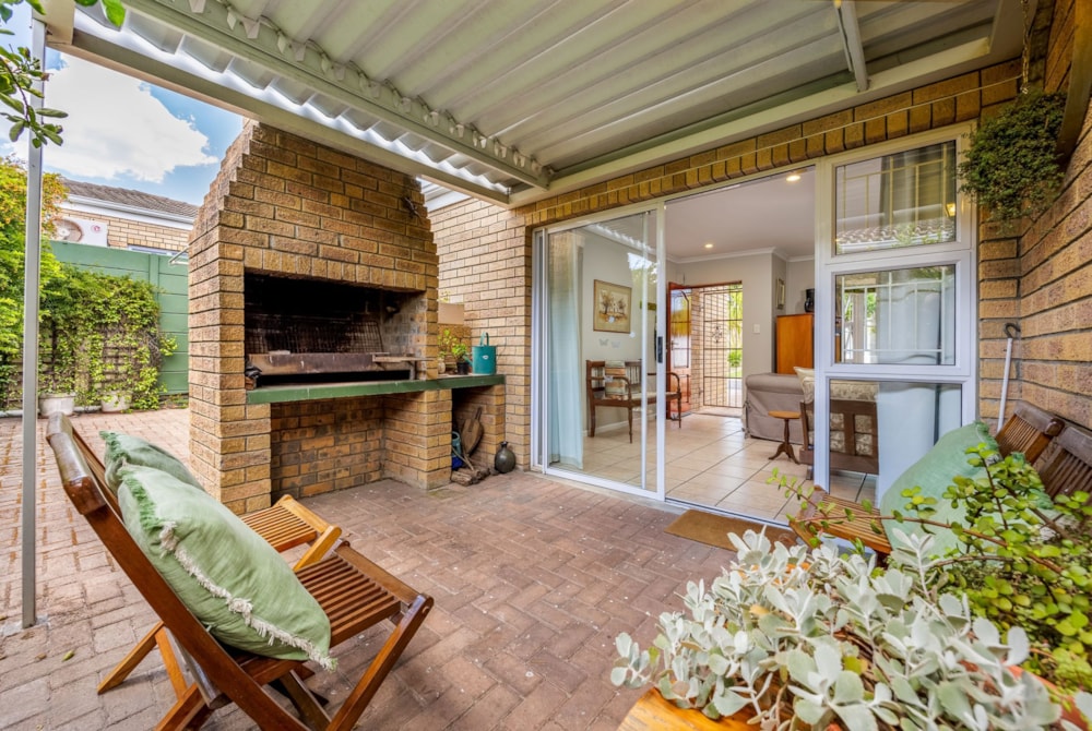 House for sale in The Crest - DBV1733226