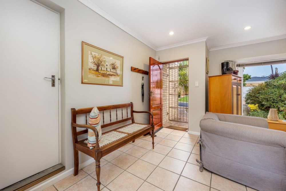 House for sale in The Crest - DBV1733226