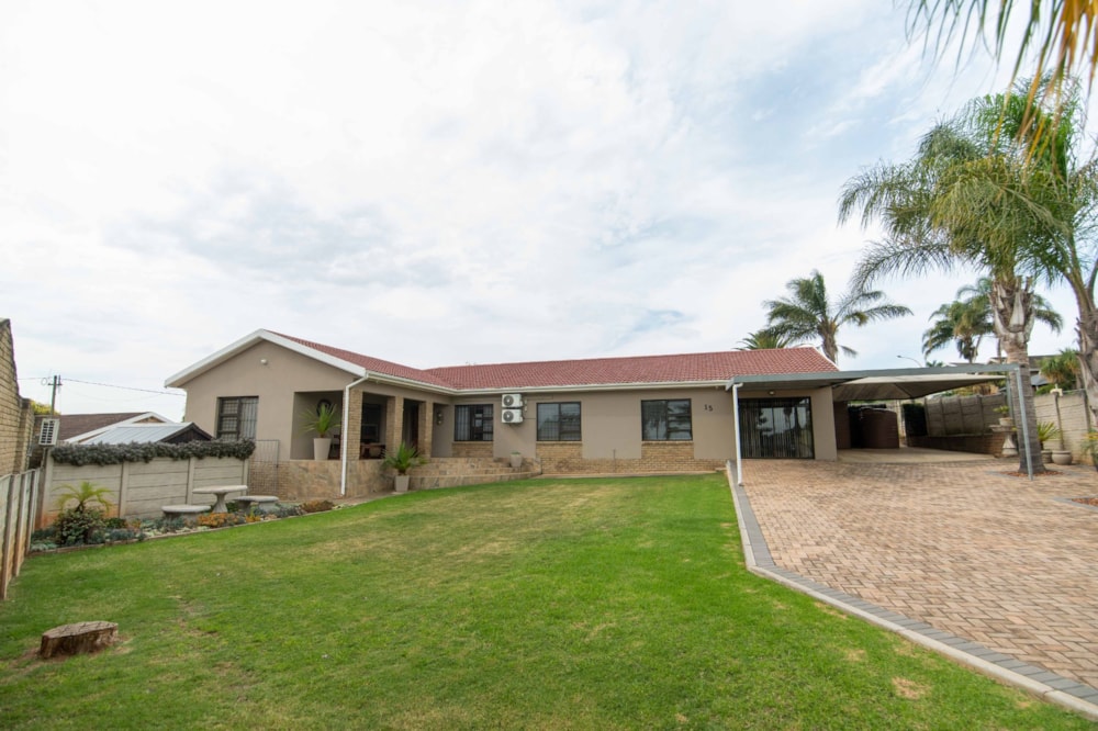 House for sale in Strelitzia Park - 1UK1733804