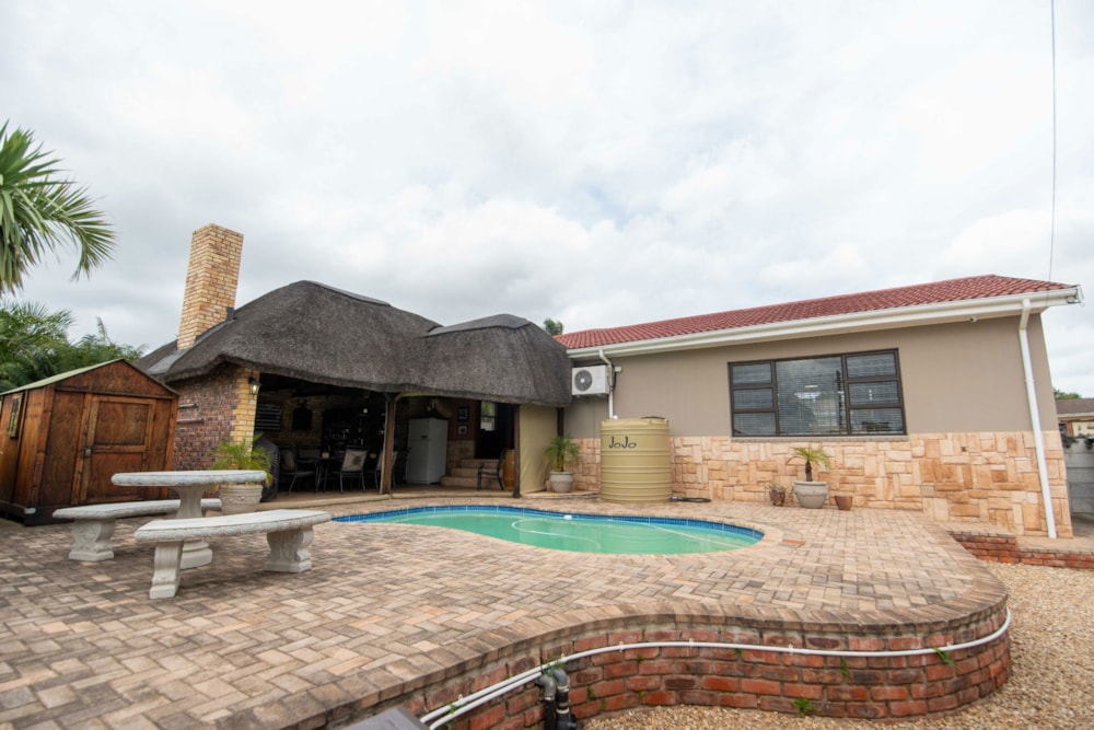 House for sale in Strelitzia Park - 1UK1733804