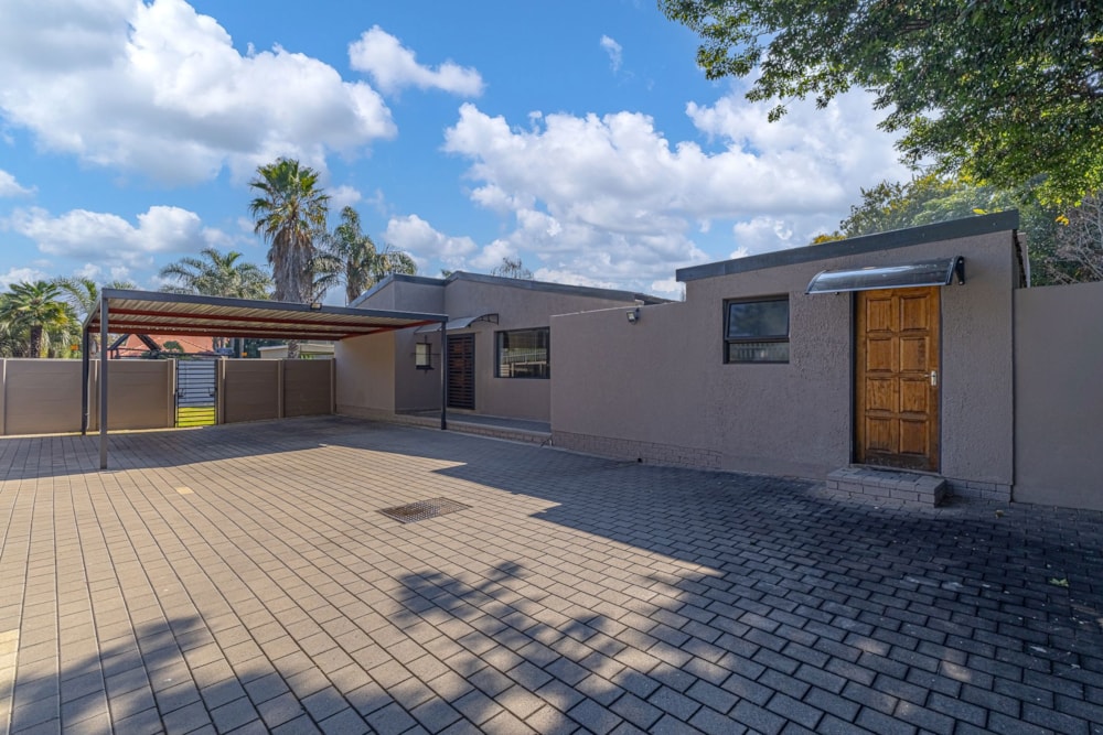 House for sale in Farrarmere - EN1736499