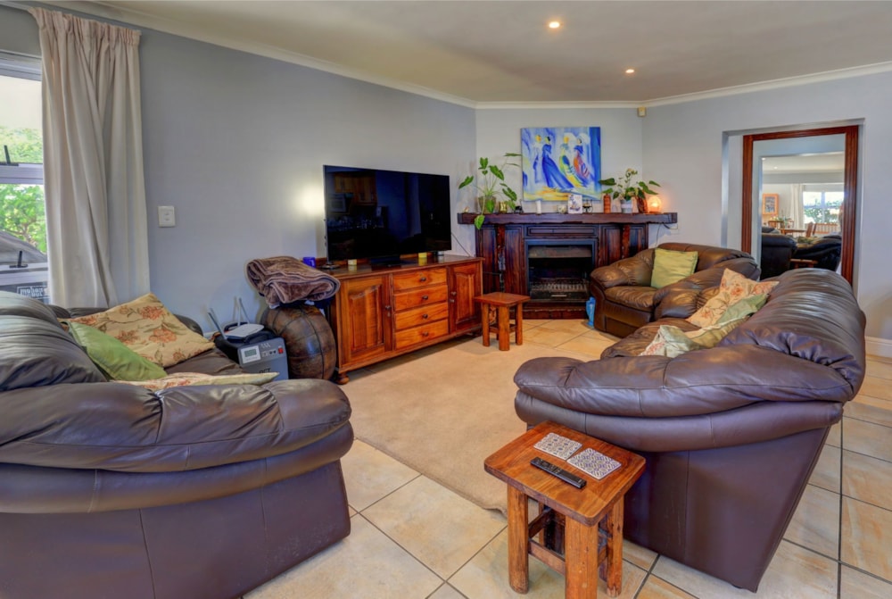 House to rent in Kingswood Golf Estate - GEO1736332