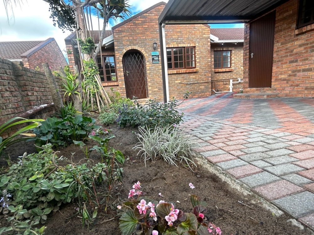 Townhouse for sale in Lovemore Heights - 1PLZ1736008