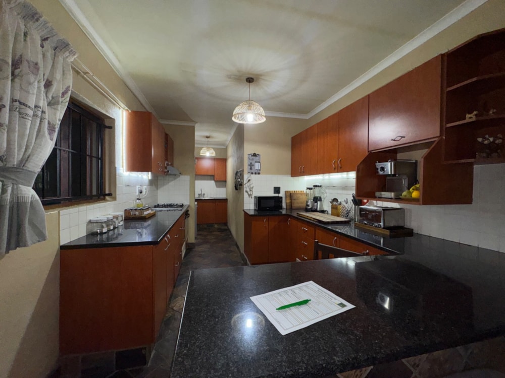 House for sale in West Acres - 1NS1738328