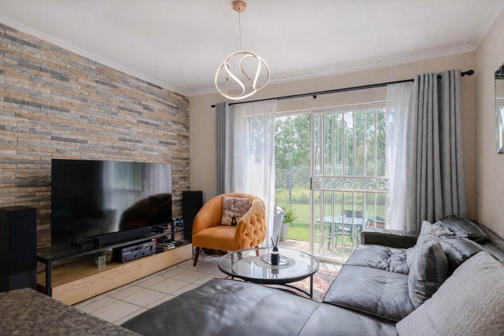 Townhouse for sale in Wilgeheuwel - RAN1735653