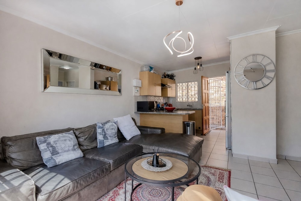 Townhouse for sale in Wilgeheuwel - RAN1735653