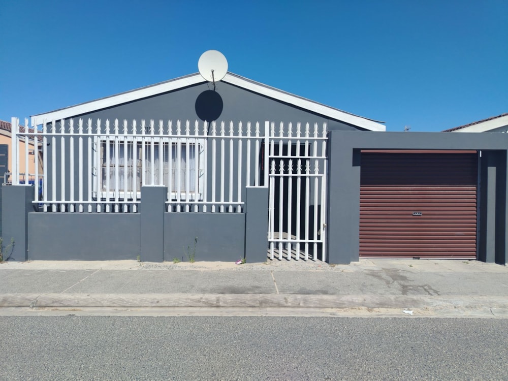 House sold in Portlands - 1MN1736089