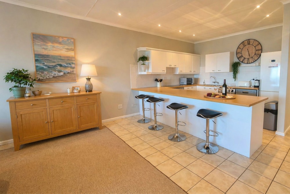 Apartment for sale in Brenton on Sea - 1KG1737950