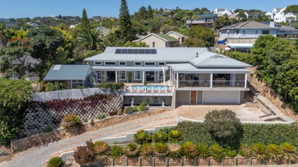 House for sale in Knysna Heights - 1KG1738082