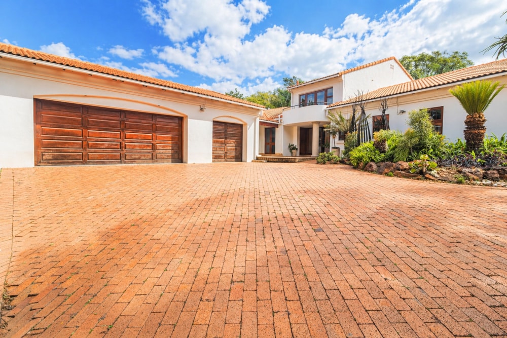 House for sale in Waterkloof Ridge - PT1737381 House for sale in Waterkloof Ridge - PT1737381