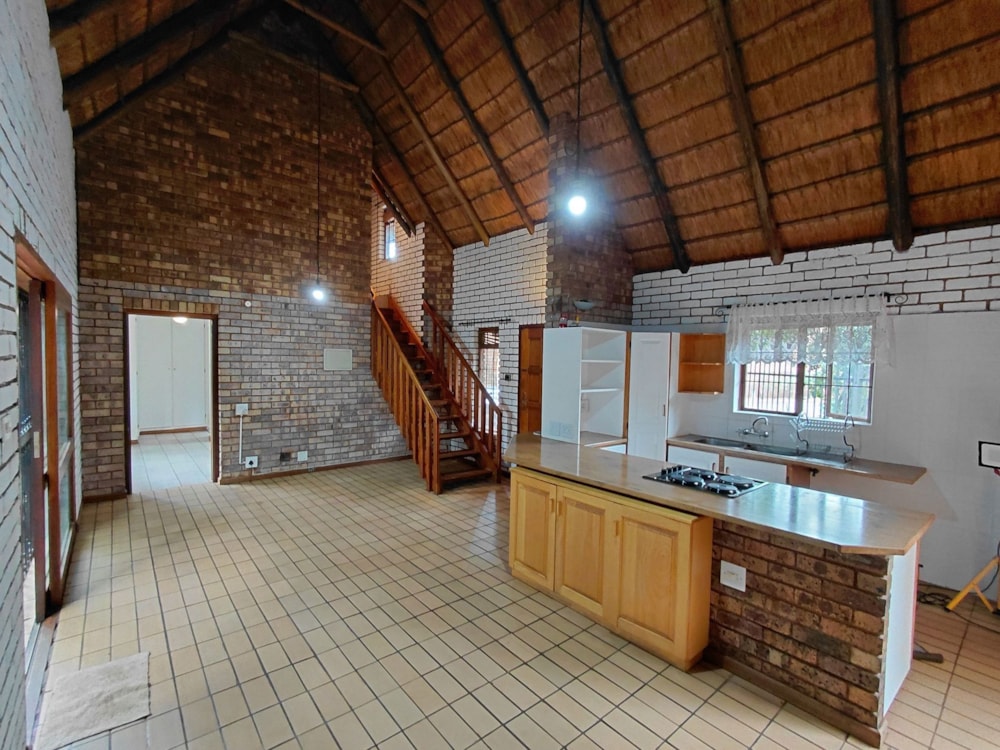 House to rent in Die Hoewes - CNL1737875