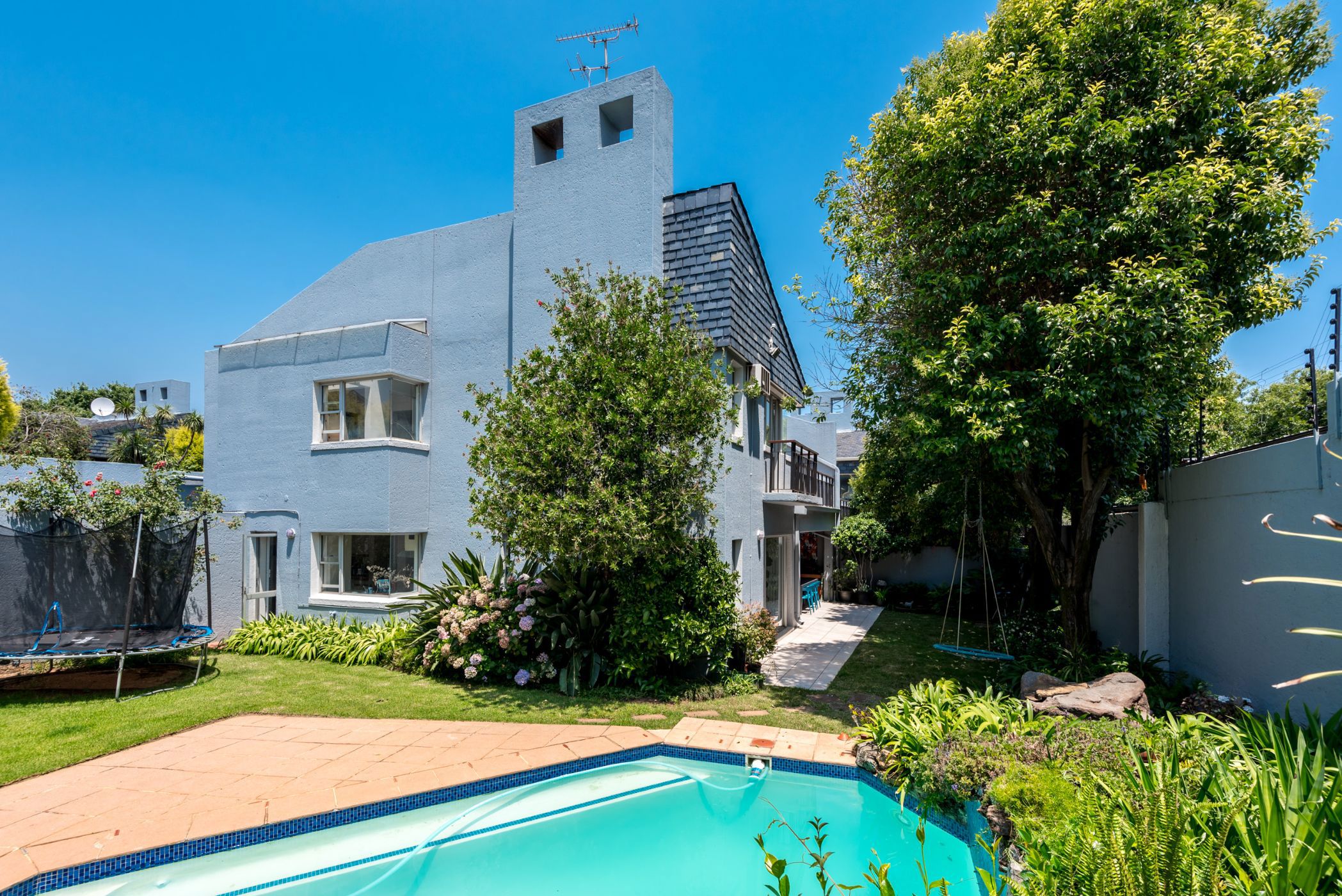 Townhouse to rent in Craighall Park - JBL1738515