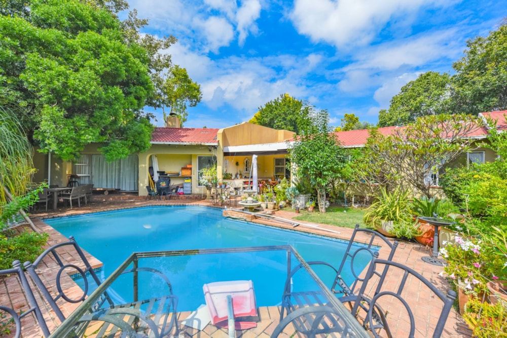 House for sale in Fourways Area - FW1736622