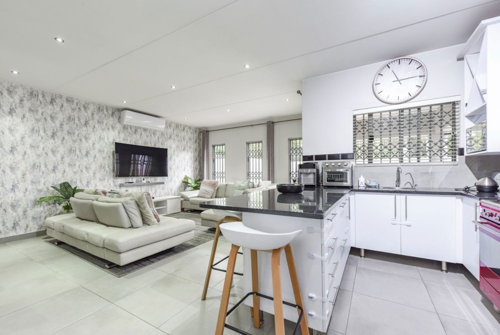 Double-storey apartment to rent in Witkoppen - FYL1736855 Double-storey apartment to rent in Witkoppen - FYL1736855