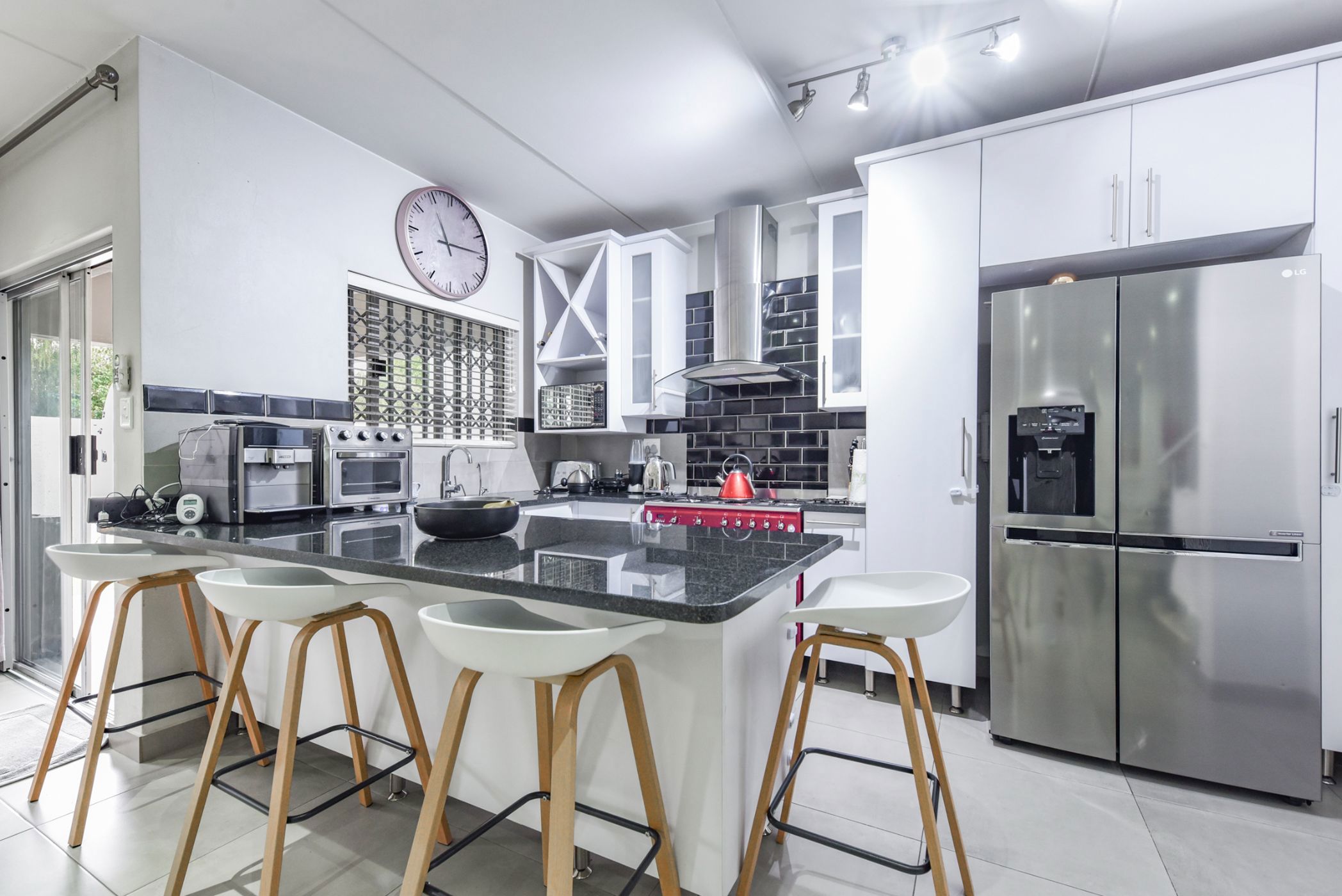 Double-storey apartment to rent in Witkoppen - FYL1736855