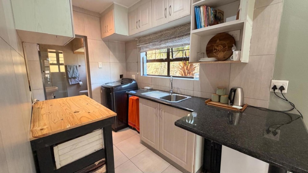 Townhouse for sale in Amanzimtoti - 1WB1736853