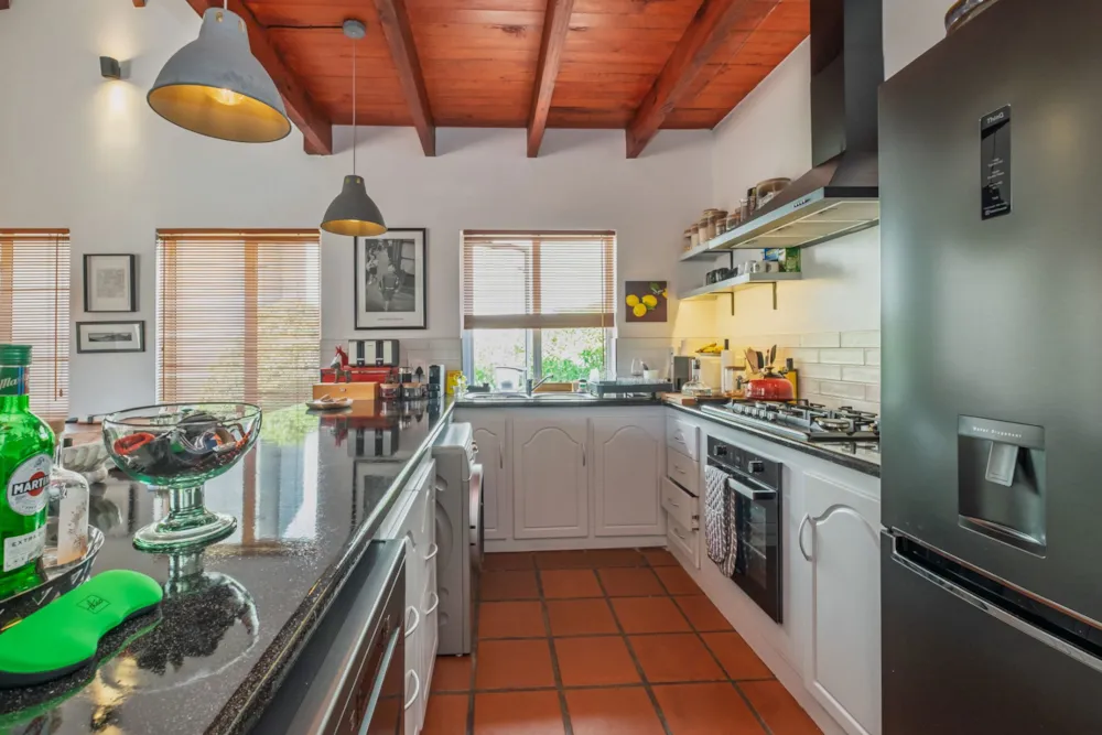 Apartment sold in Beach Estate - HOB1736609 Apartment sold in Beach Estate - HOB1736609