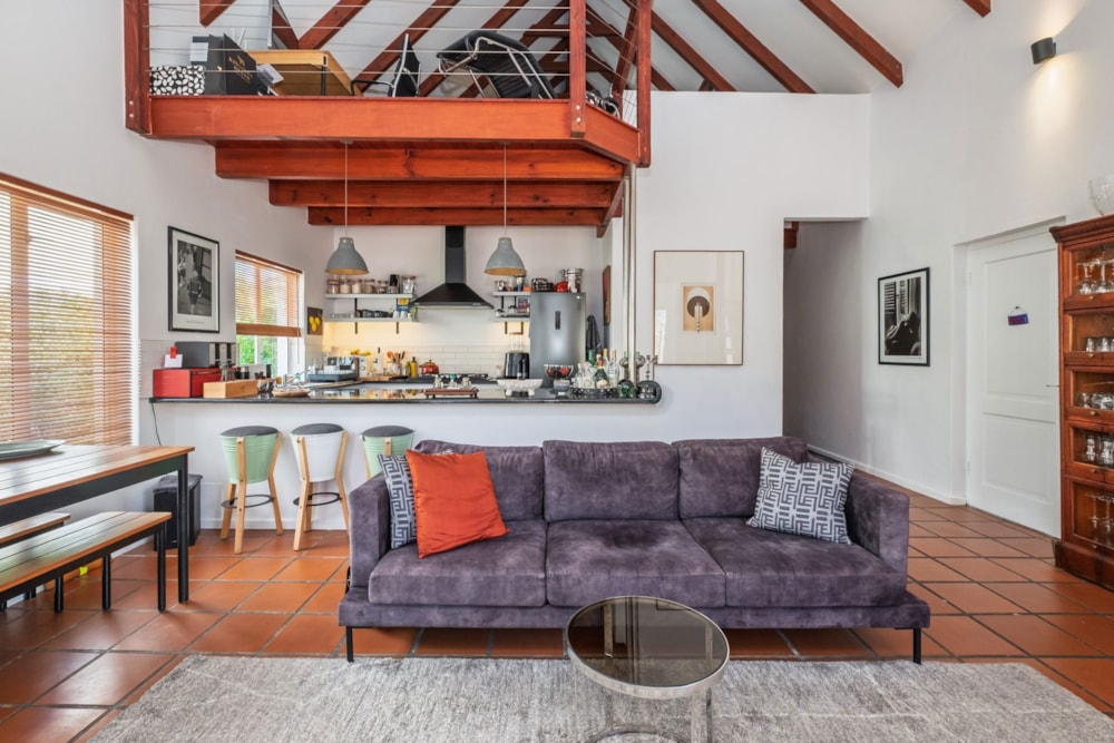 Double-storey apartment for sale in Beach Estate - HOB1736609