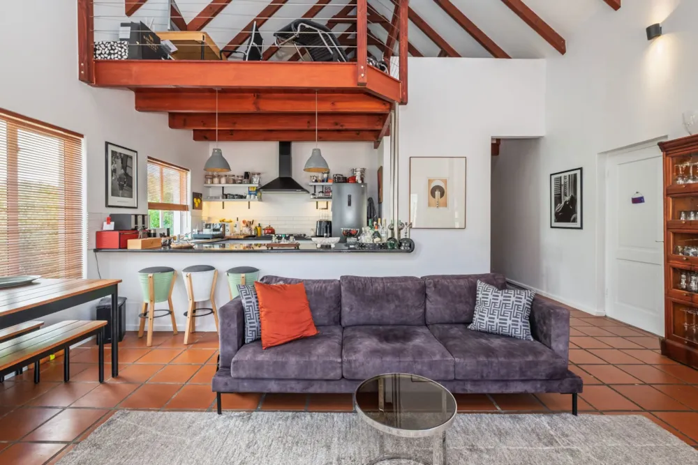 Apartment sold in Beach Estate - HOB1736609 Apartment sold in Beach Estate - HOB1736609