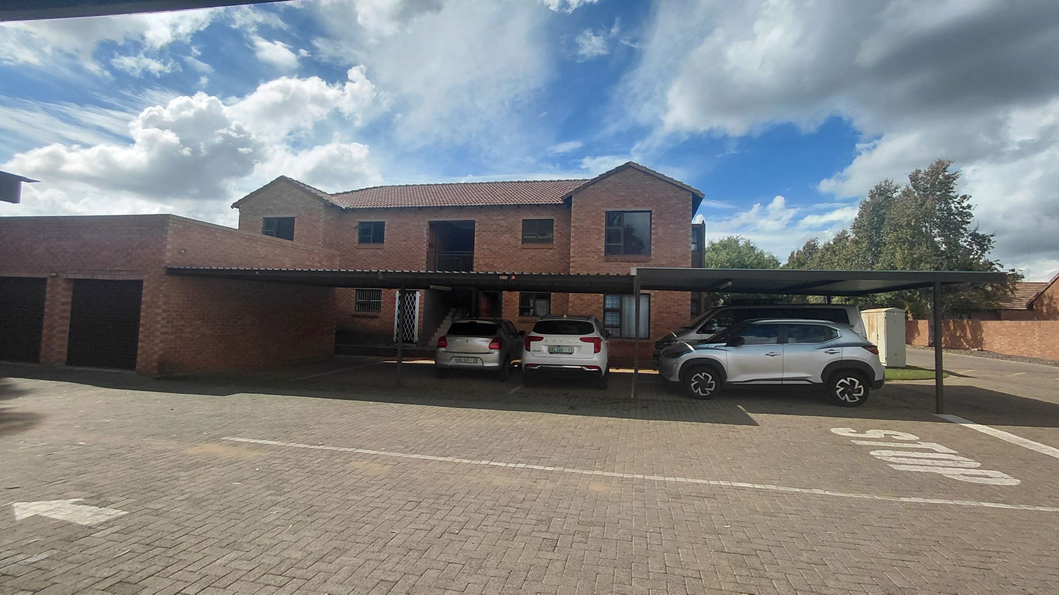 Apartment for sale in Spitskop - 1BX1736394