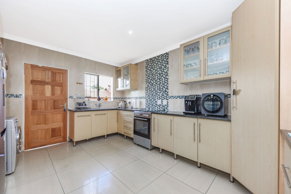 Cluster for sale in Olivedale - FW1738085 Cluster for sale in Olivedale - FW1738085