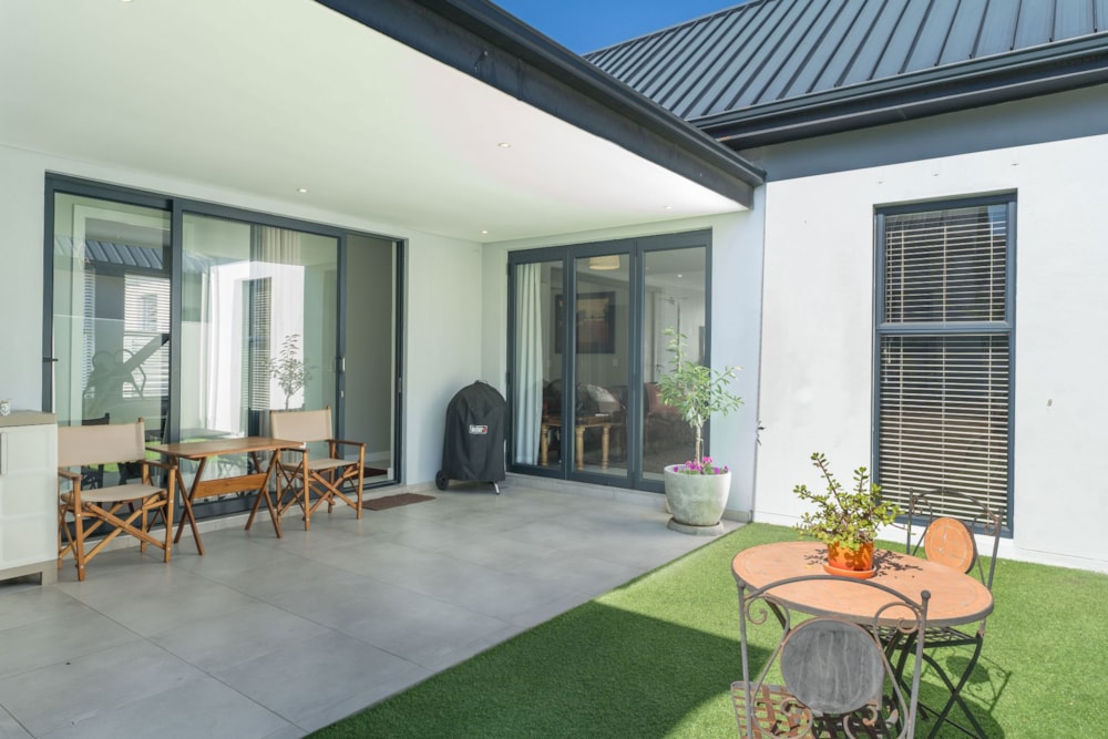 House for sale in Sitari Country Estate - SW1737756