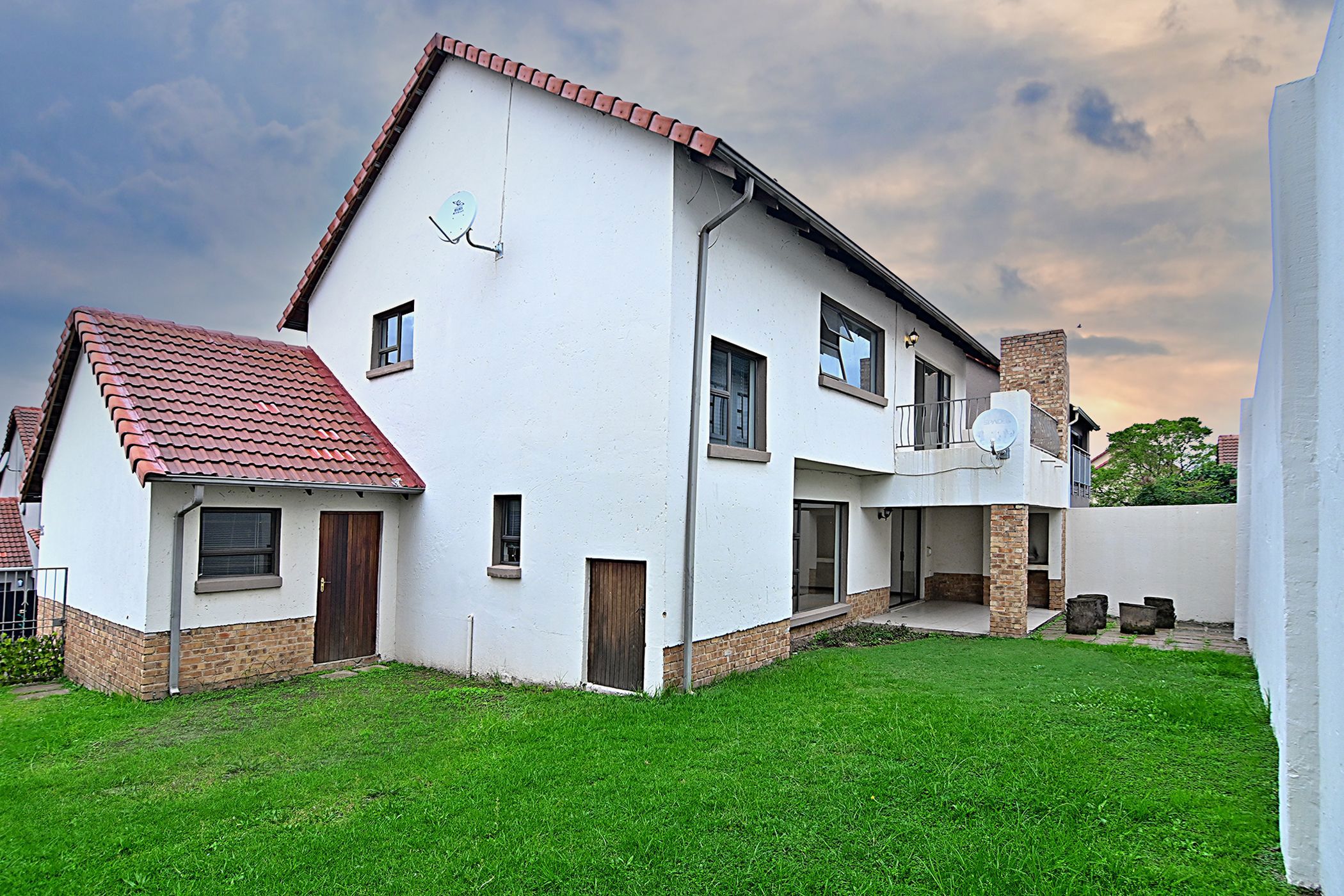 Double-storey cluster for sale in Kyalami - MR1737081