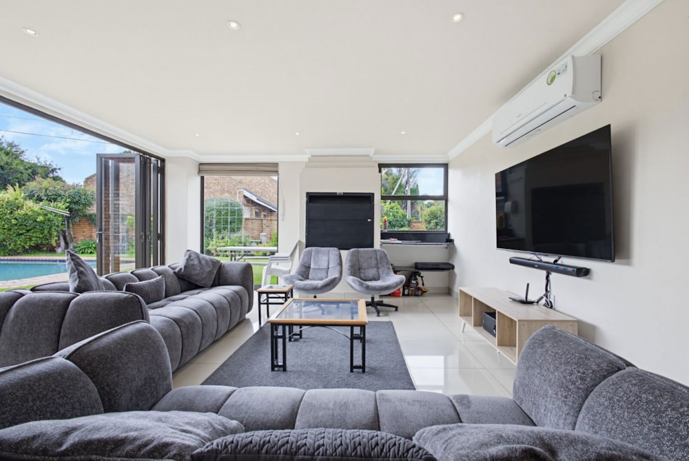 House for sale in Sunward Park - BOK1737009