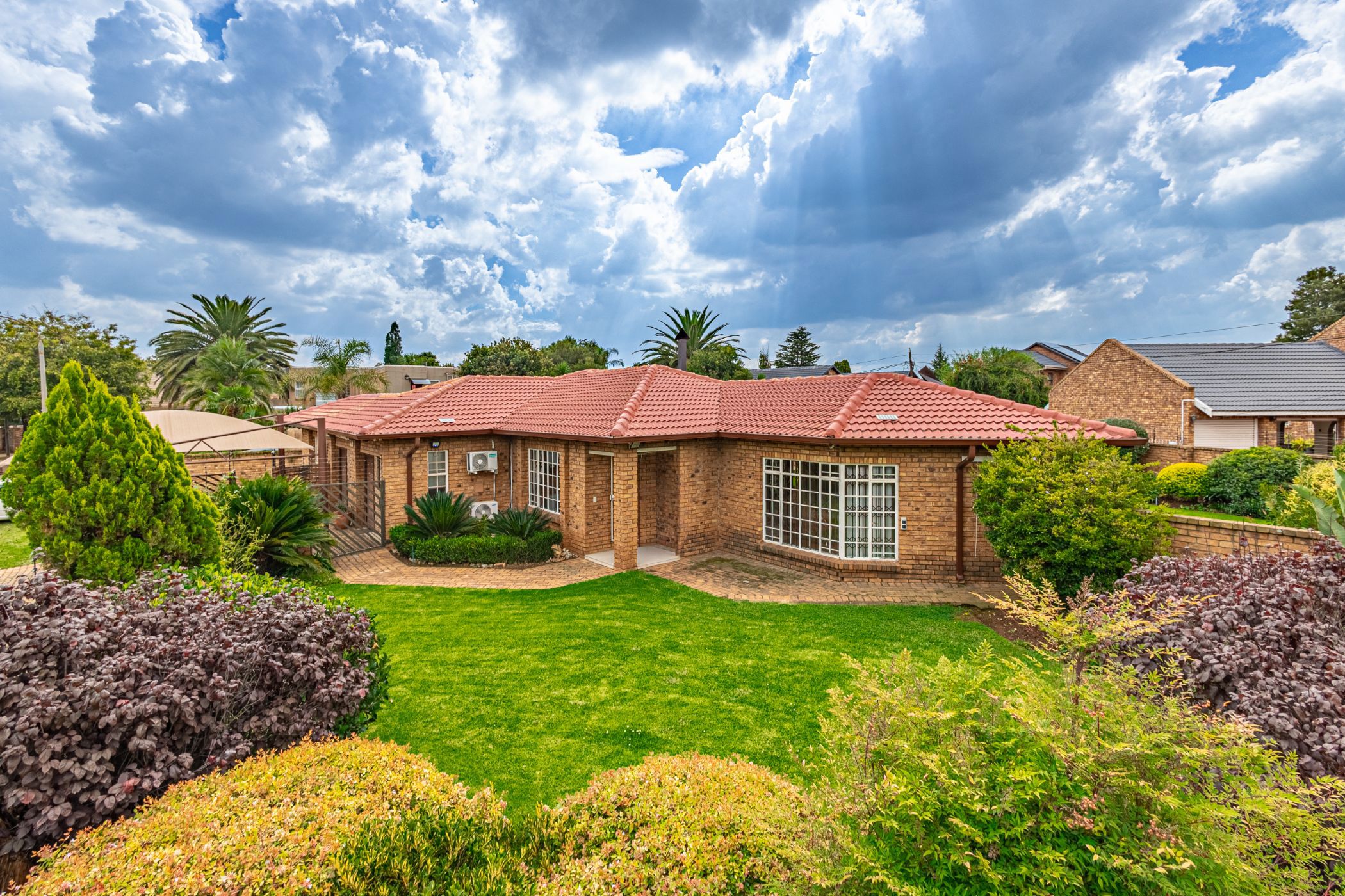House for sale in Sunward Park - BOK1737009