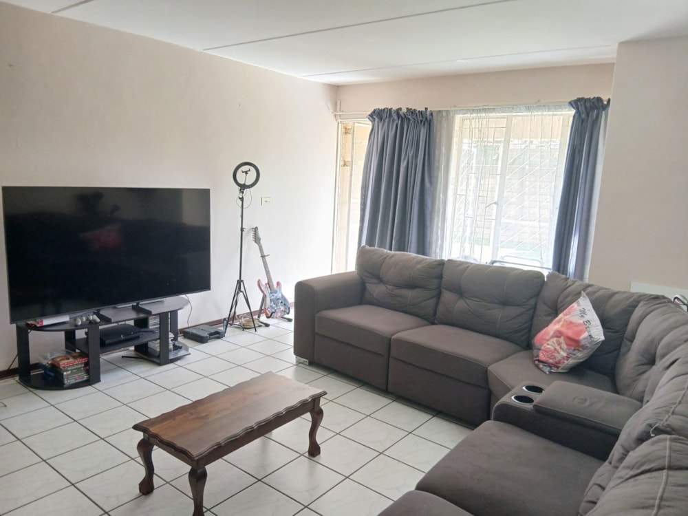 Apartment for sale in Beyers Park - BOK1737340