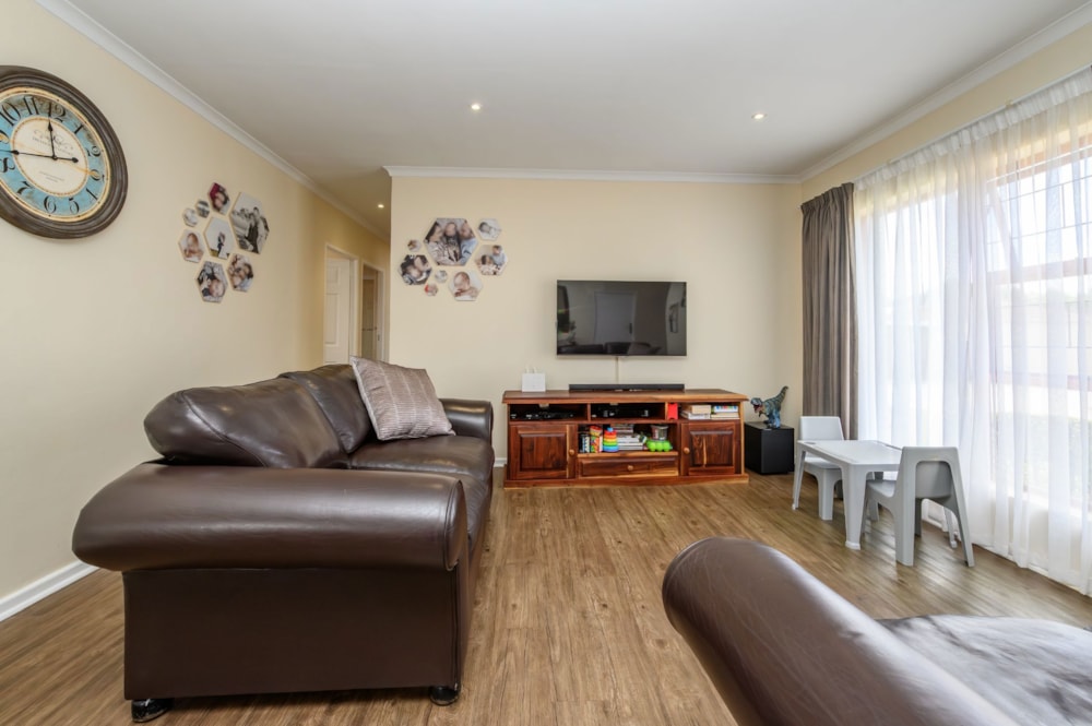 Townhouse for sale in Lorraine - 1PLZ1736037 Townhouse for sale in Lorraine - 1PLZ1736037