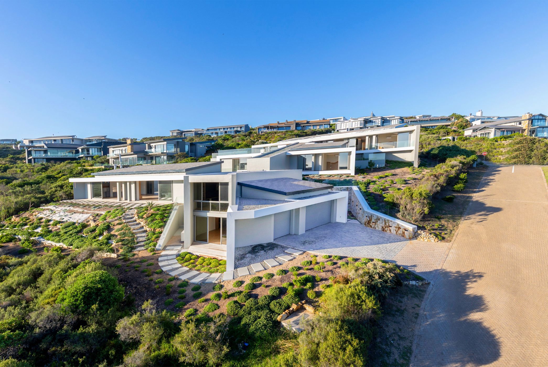 Security estate home for sale in Breakwater Bay - GEO1690562