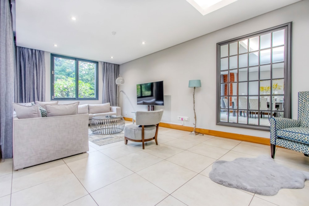 Apartment for sale in Melrose Arch - HP1734833