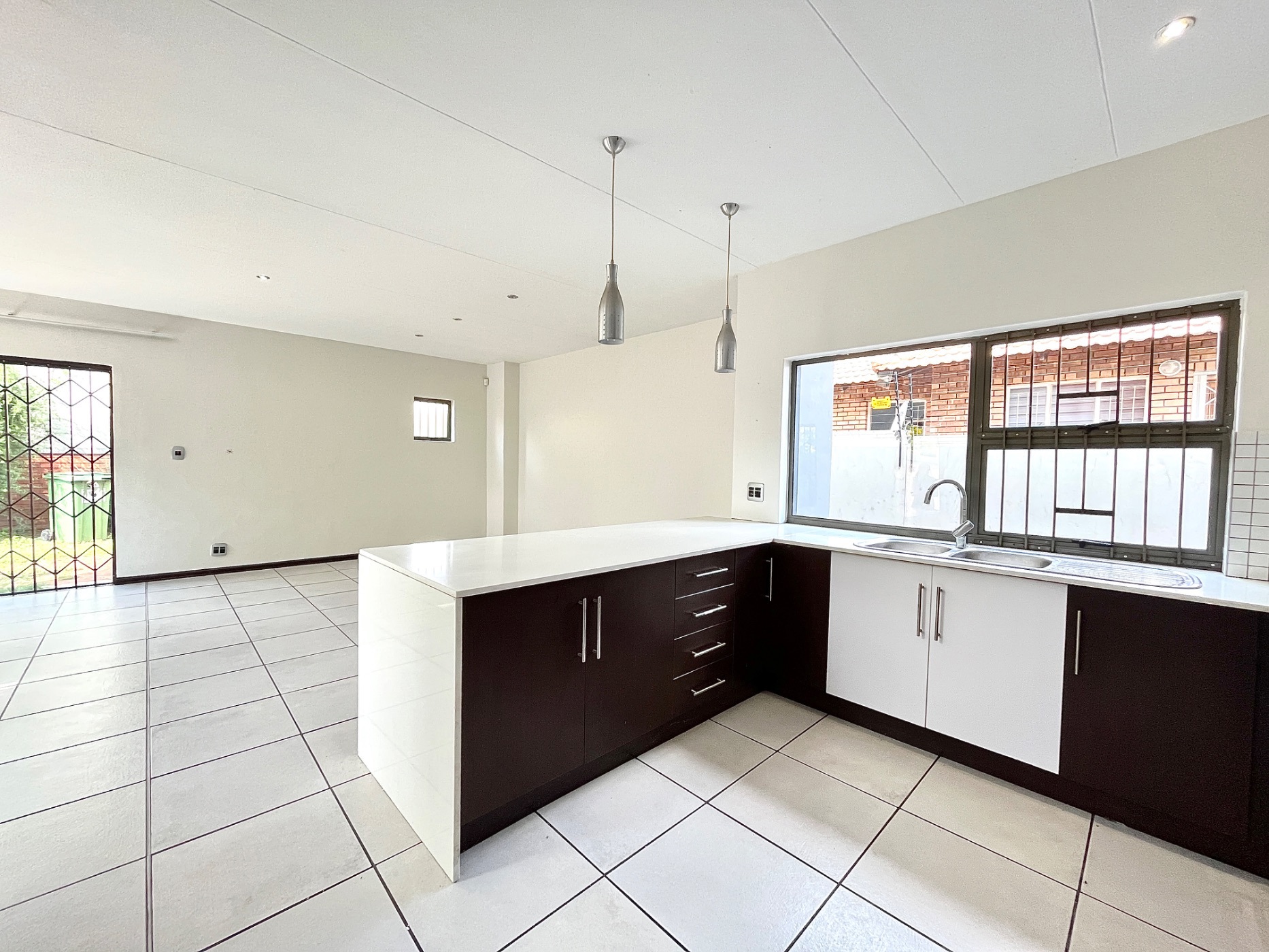 Townhouse for sale in Bendor Park - 1PS1736442