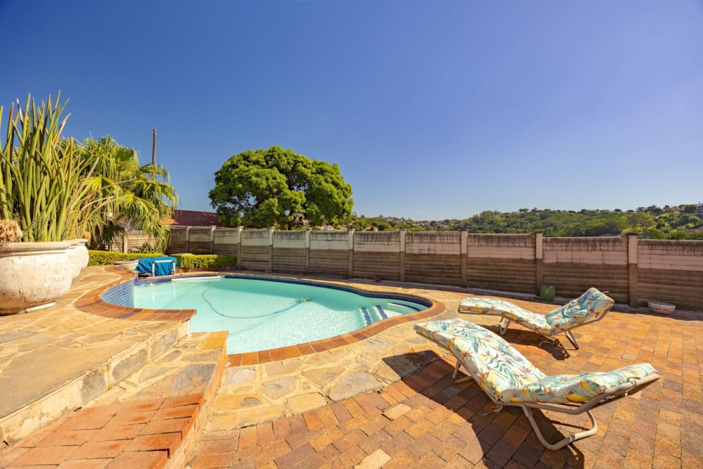 House for sale in Malvern, Queensburgh - 1WP1738146