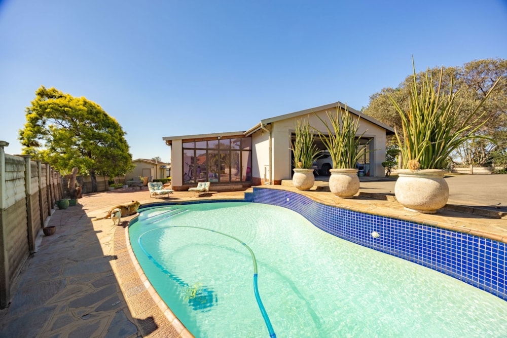 House for sale in Malvern, Queensburgh - 1WP1738146