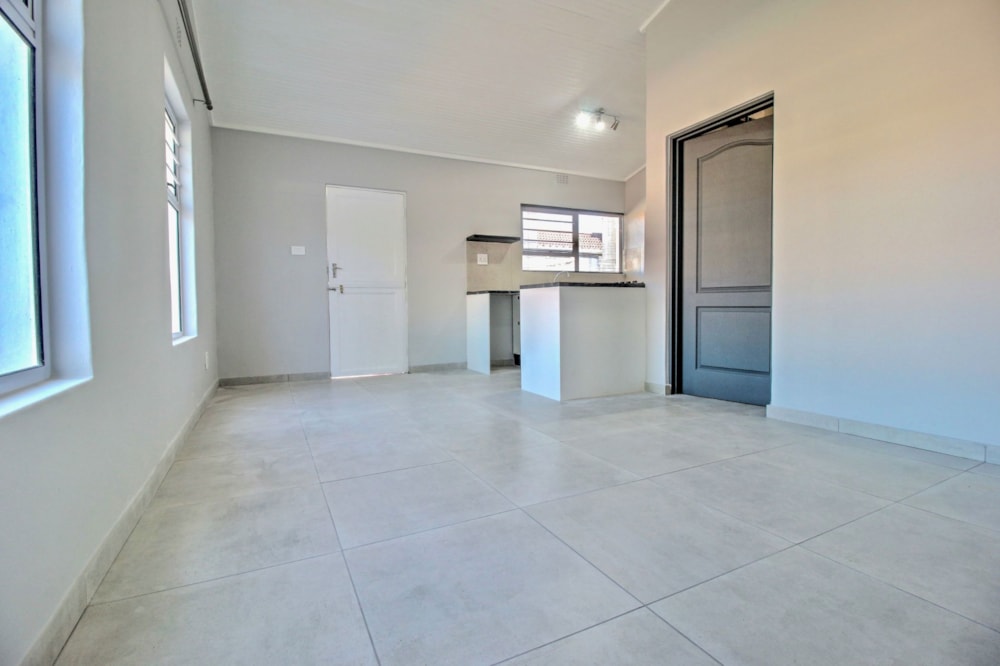 Apartment to rent in Bothasig - 1PLA1736680