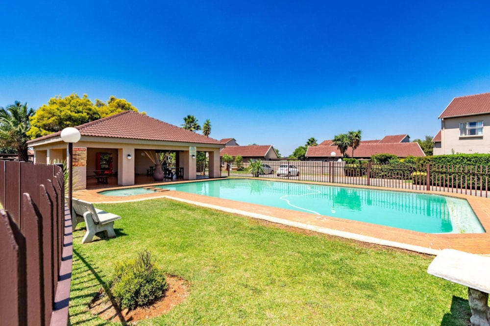 Townhouse for sale in Pomona - KTP1735961 Townhouse for sale in Pomona - KTP1735961