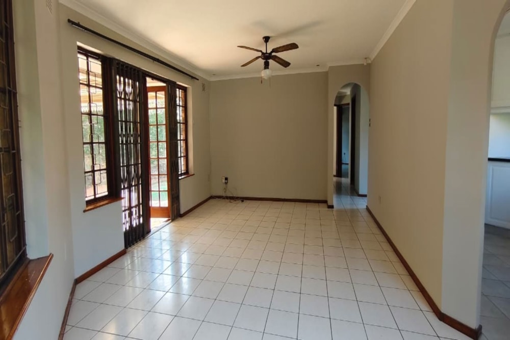Townhouse let in Amanzimtoti - 1WB1736547