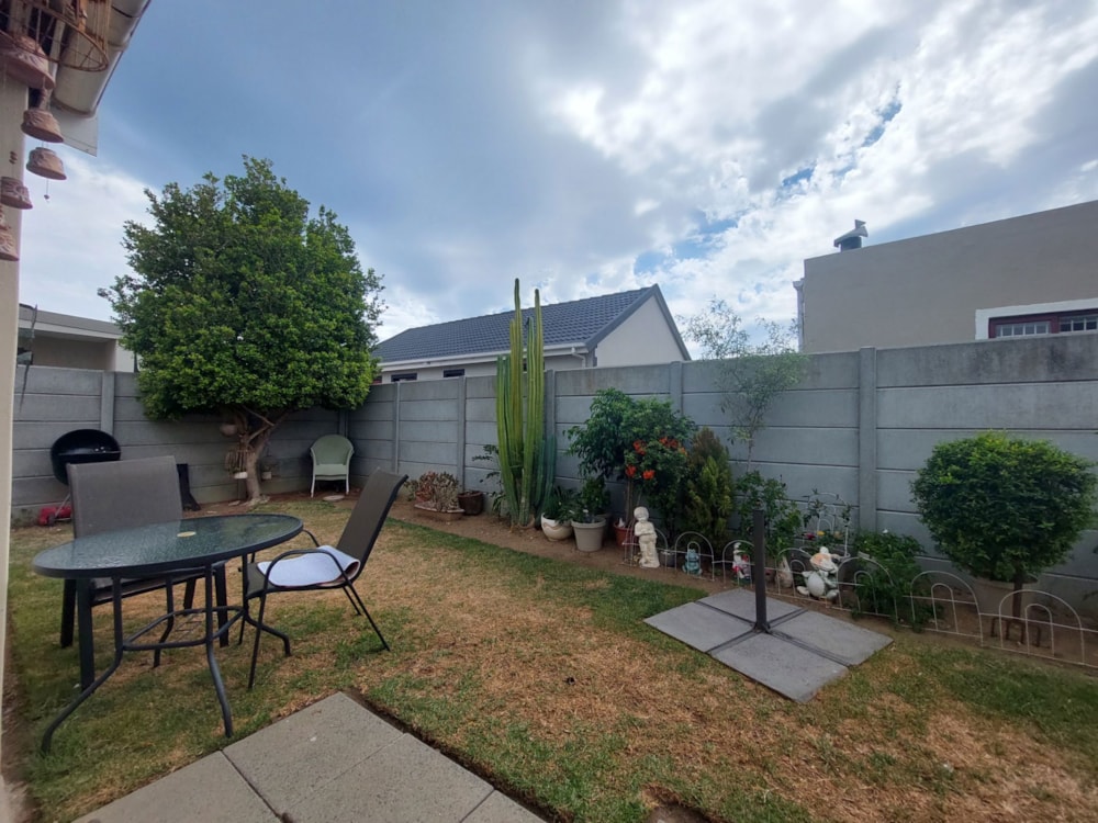 House to rent in Onverwacht, Gordons Bay - SWL1736428