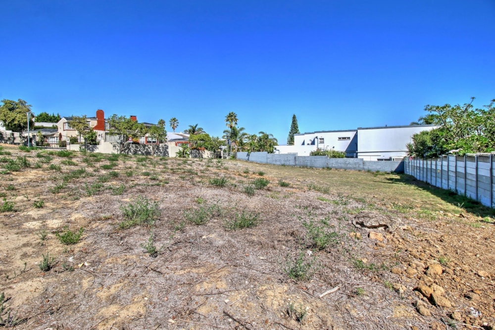 Vacant land for sale in Plattekloof - 1PLA1736096