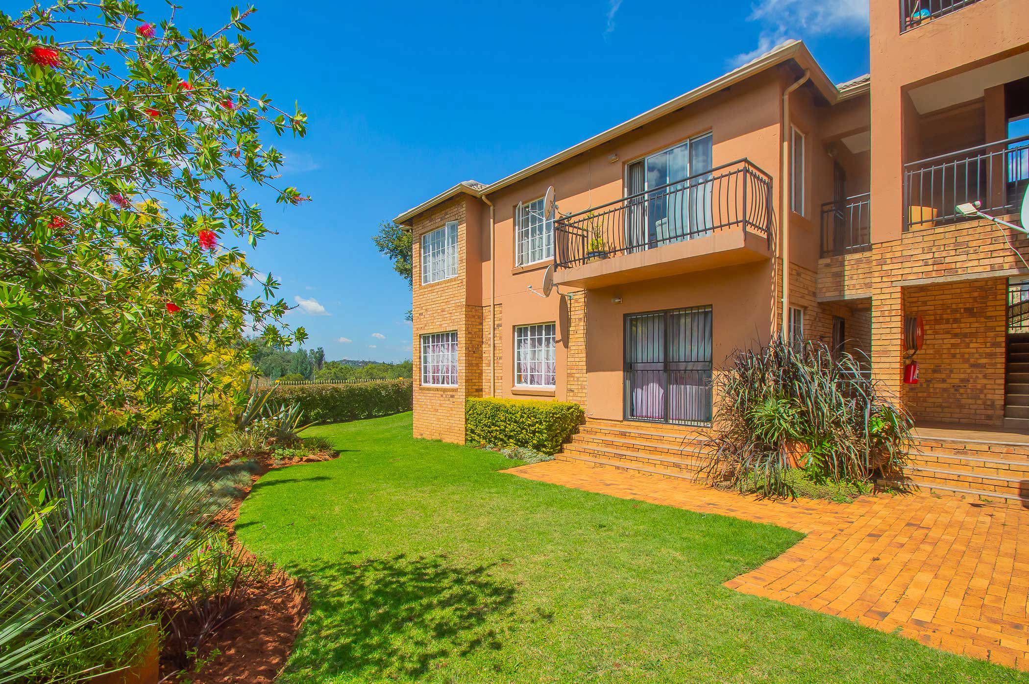 Townhouse for sale in Sugar Bush Estate - 1KR1737709